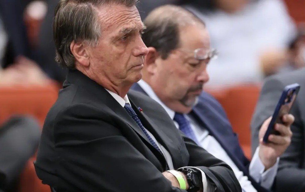 Bolsonaro pede desculpas a Moraes por acusá-lo de receber U$ 50 milhões em eleições de 2022