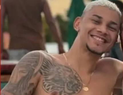 Influenciador digital acusado de dirigir embriagado e matar motociclista por aplicativo, em Salvador, é solto