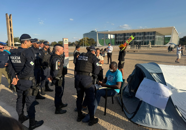 Moraes proíbe acampamentos próximos à Praça dos Três Poderes, Esplanada e quartéis