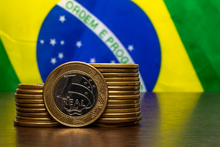 Brasil cai para 11ª posição no ranking das maiores economias, aponta FMI