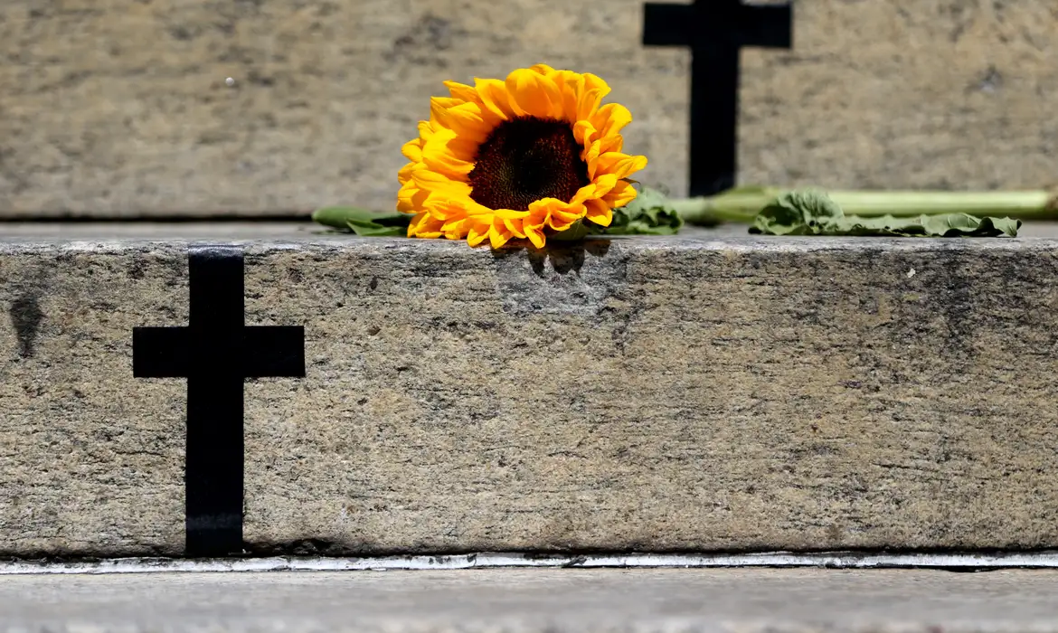 Feminicídios recentes mostram grave cenário de violência contra a mulher no Brasil