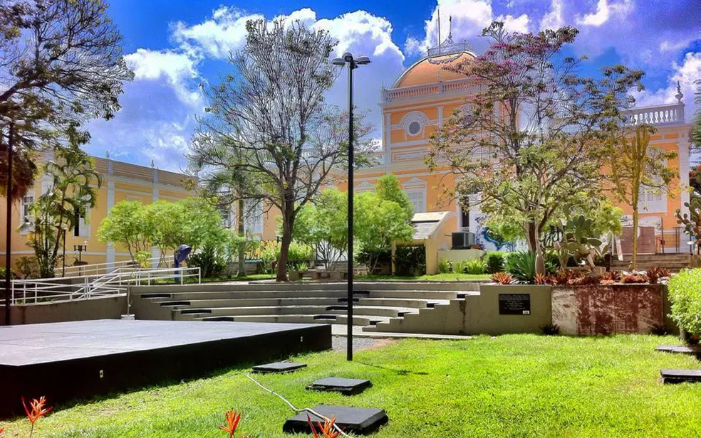 Cuca exibe sessões gratuitas com clássicos do cinema em Feira de Santana; veja datas