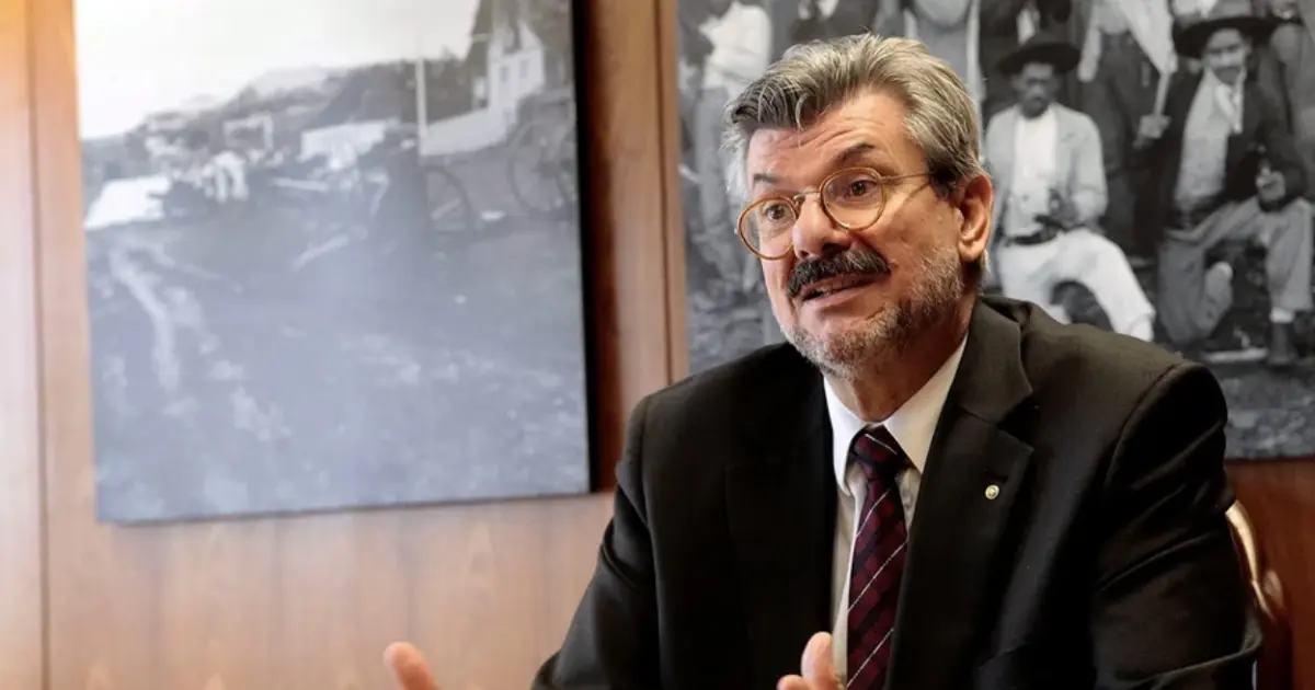 Ministro Marco Buzzi, do STJ, nega acusações de assédio e diz estar internado após denúncias