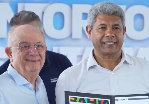 No 2 de Julho, Jerônimo minimiza apoio de José Ronaldo a Flávio Bolsonaro e defende legado do PT